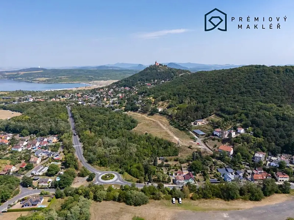 Stavební pozemek 594&nbsp;m²