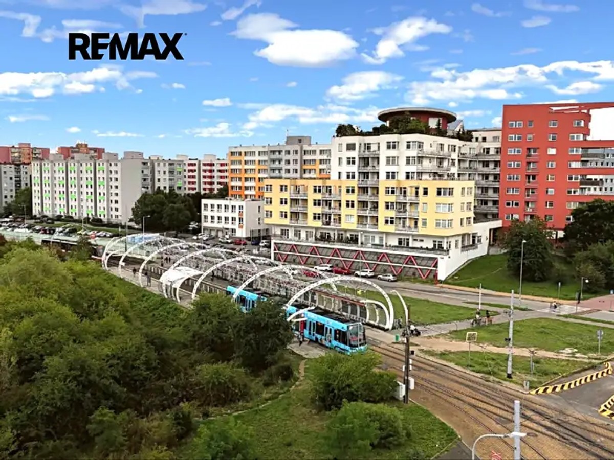 Werichova 981, Praha