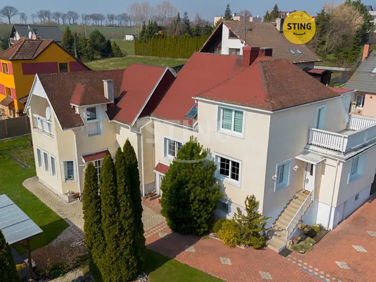 Prodej domu 250 m², pozemek 1474 m²