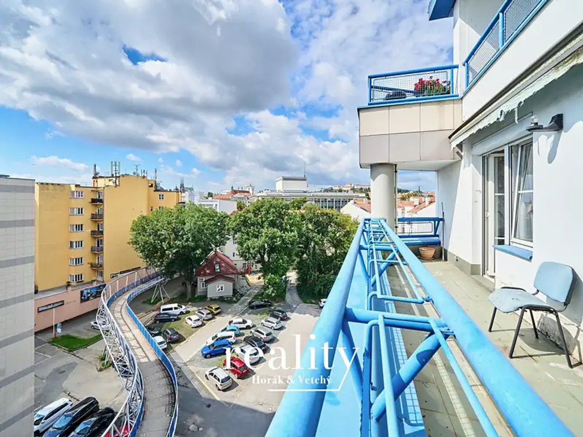 Byt 4+1 181 m²