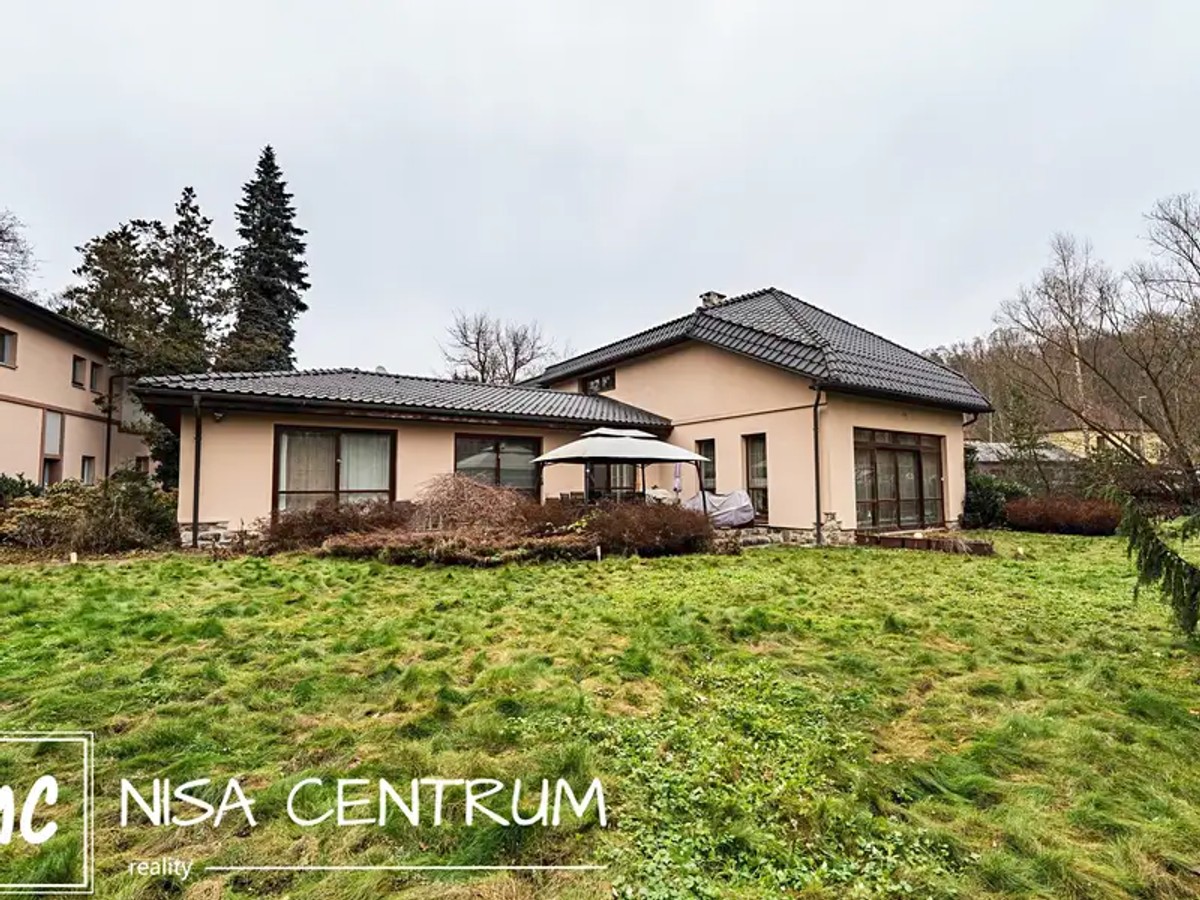Dům 430 m²