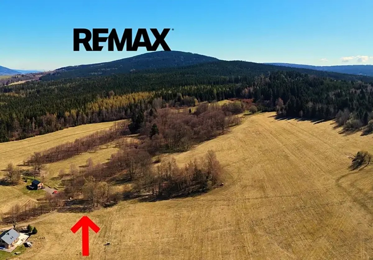 Stavební pozemek 1745&nbsp;m²