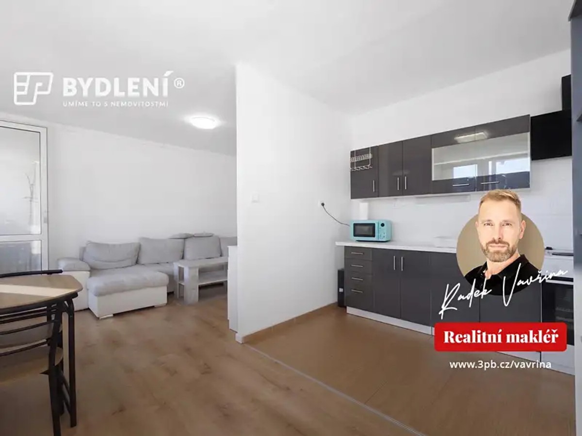 U Stadionu 1356, Most