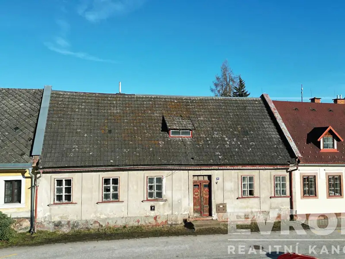 K. V. Raise 122, Hostinné – fotografie 2