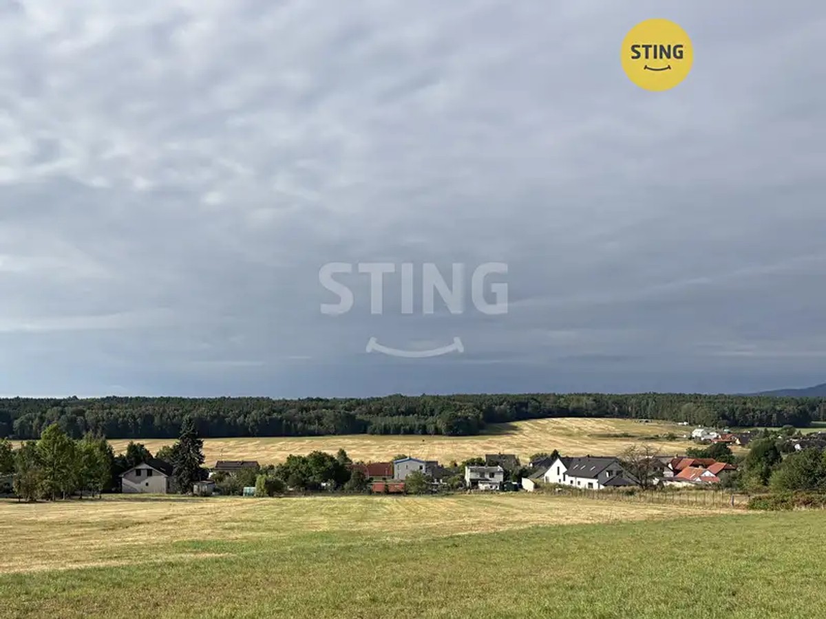Stavební pozemek 5523 m²