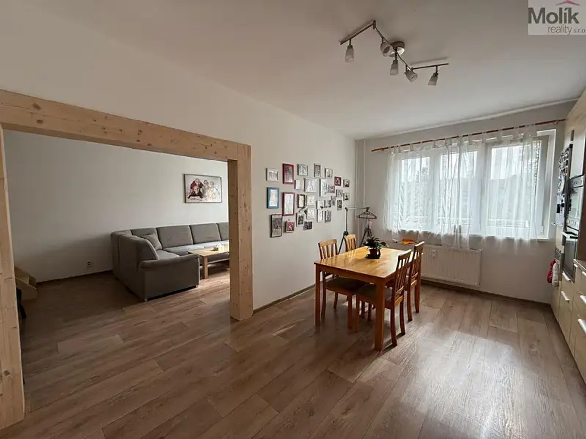 Obránců míru 2858, Most – fotografie 3