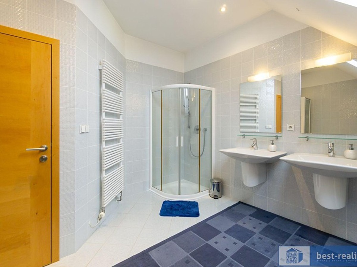 Prodaný  dům 450 m²