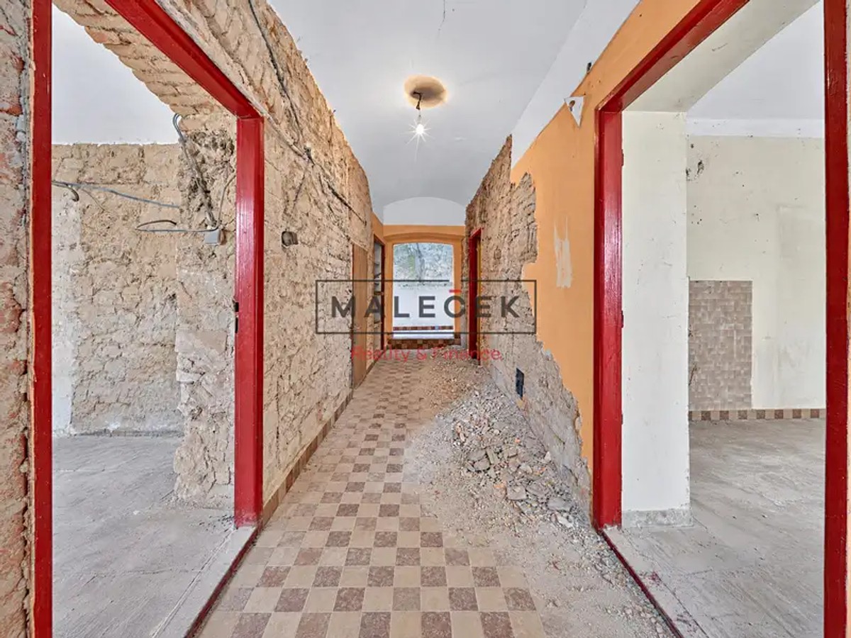 Karla Krohna 98, Velvary – fotografie 4