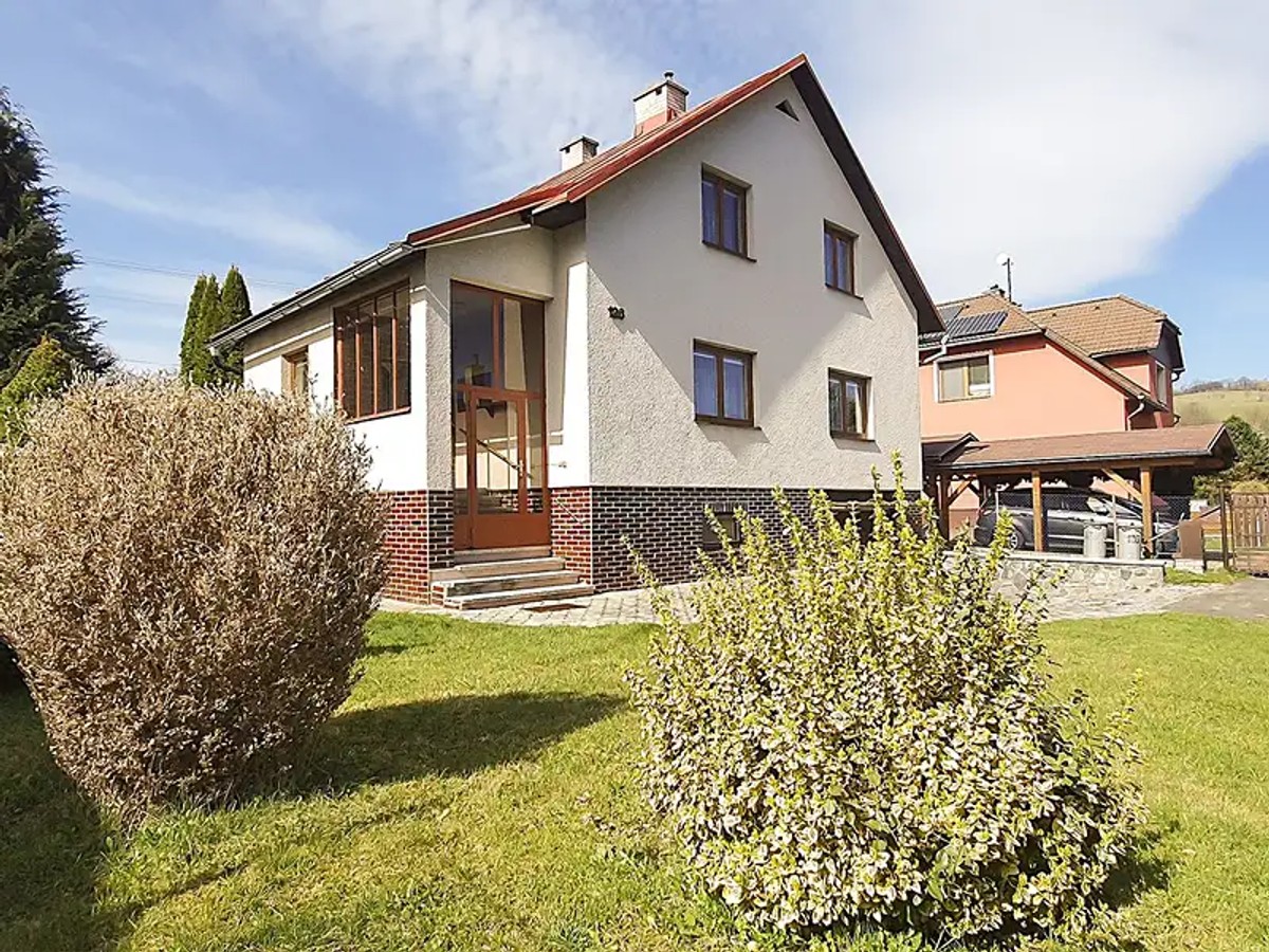 Prodej domu 240 m², pozemek 885 m²