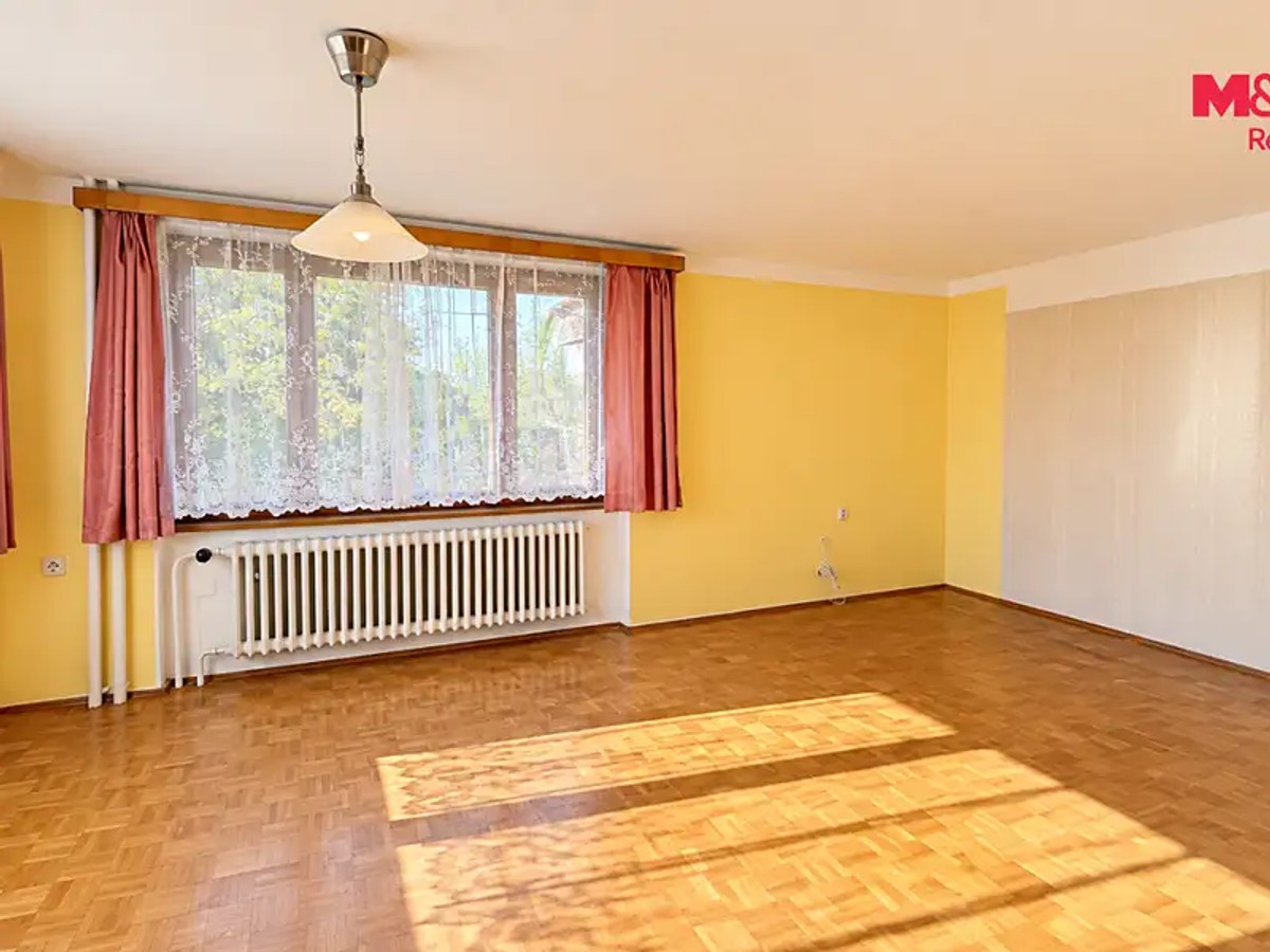Červený Kostelec 3, Červený Kostelec – fotografie 5