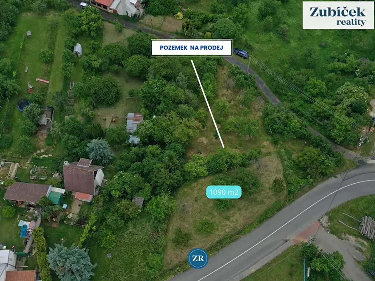 Stavební pozemek 1090 m²