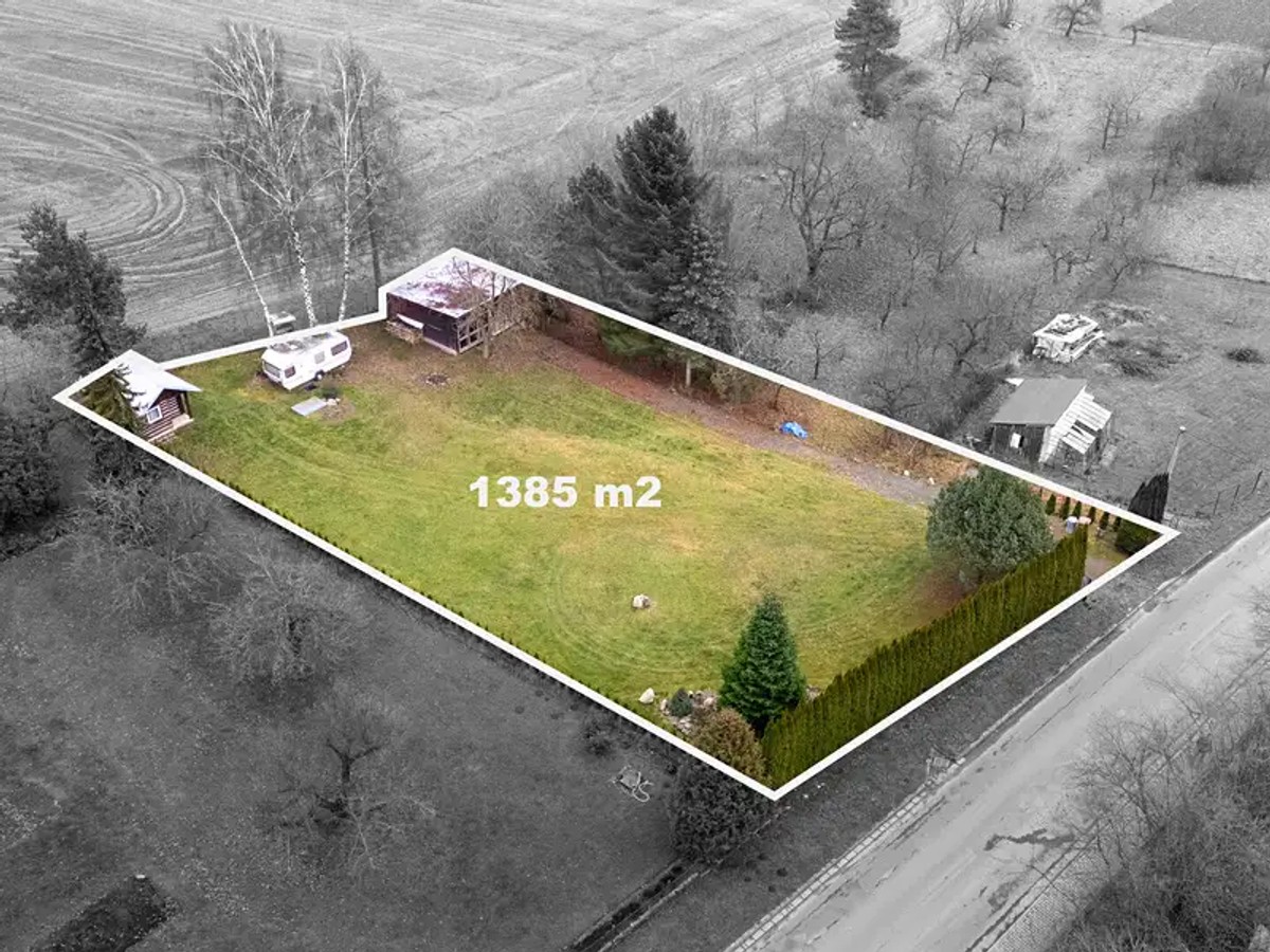 Stavební pozemek 1385 m²