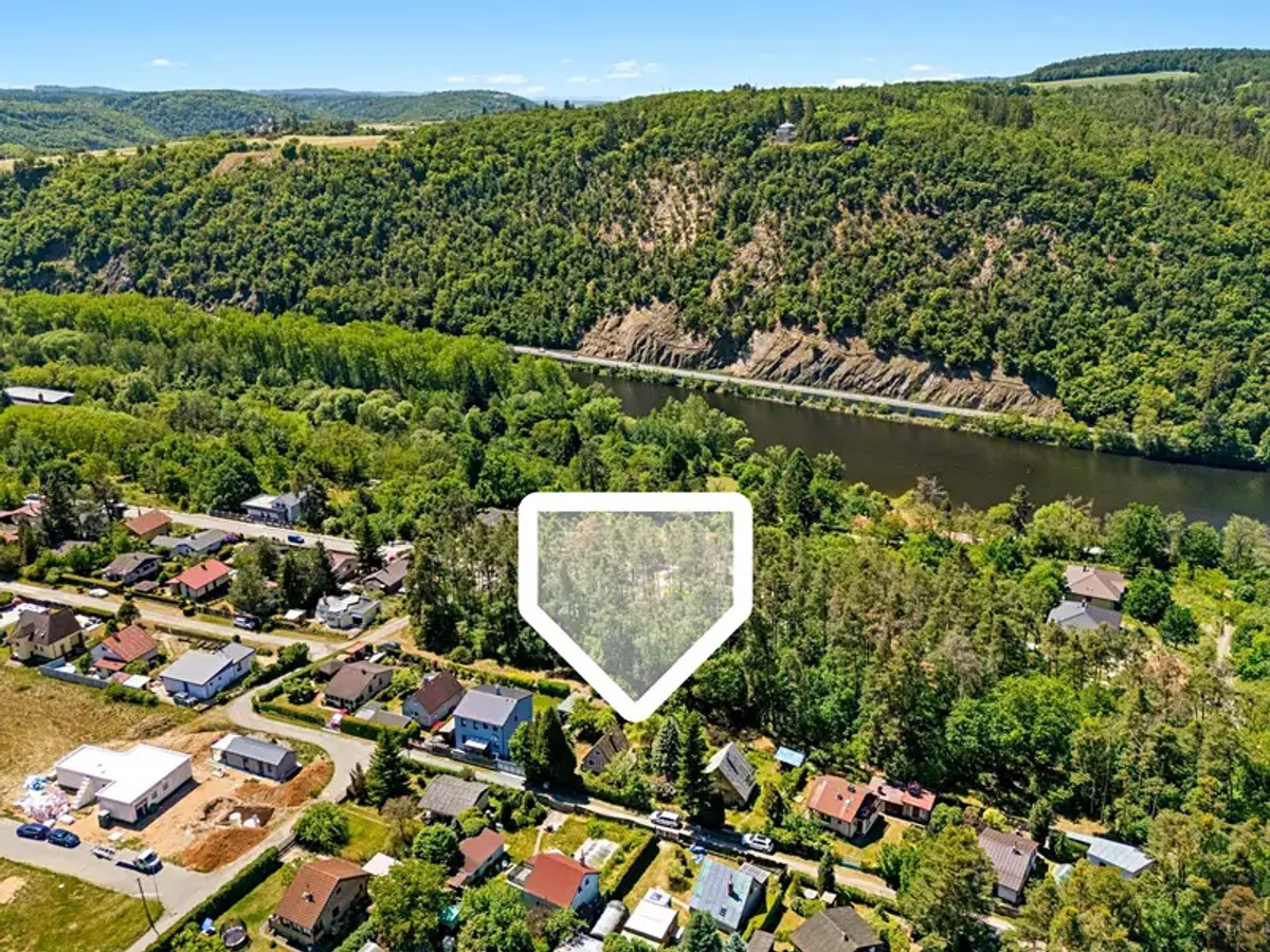 Ve Dvoře 1, Hradištko