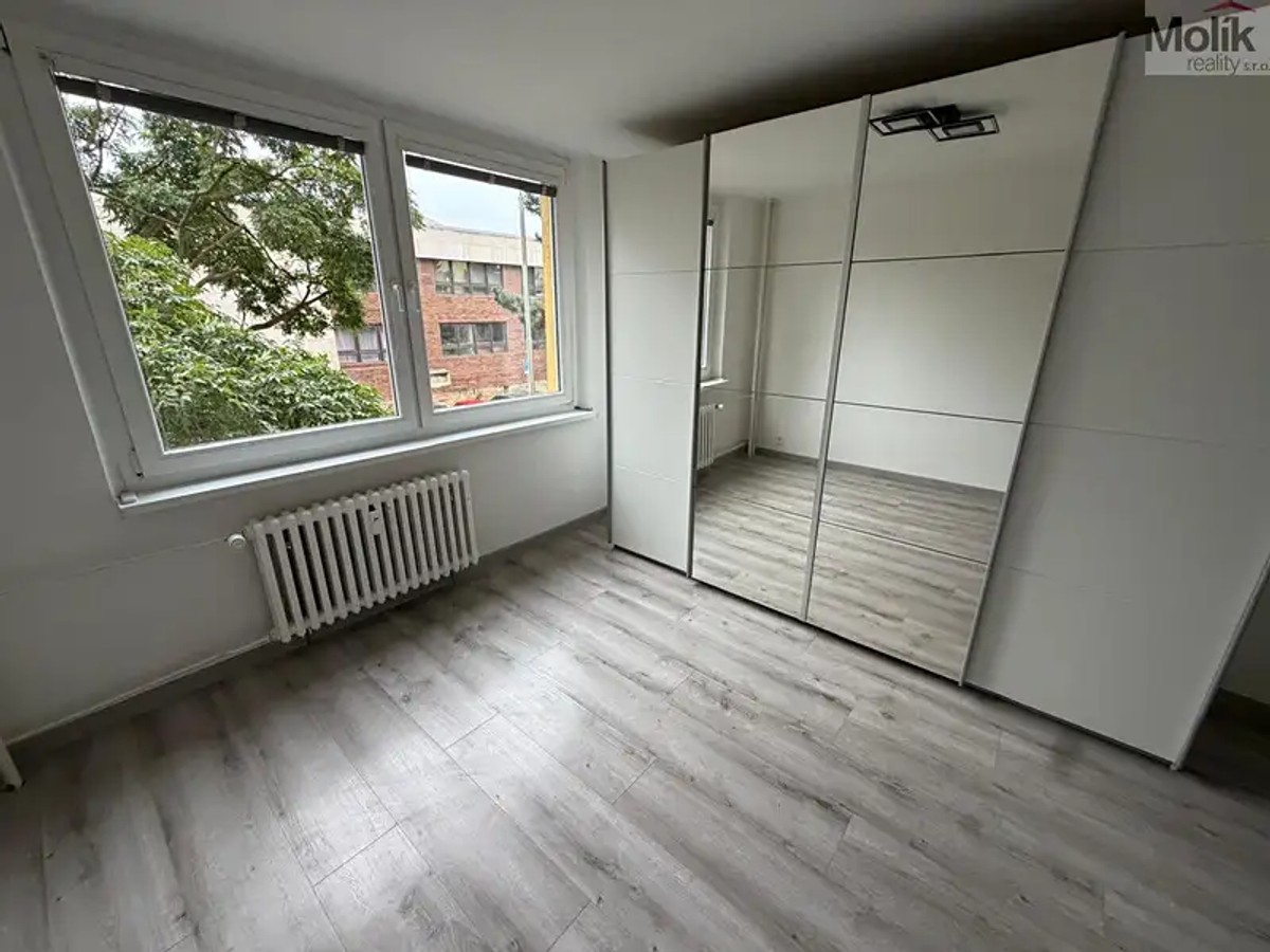Kpt. Jaroše 91, Most – fotografie 4