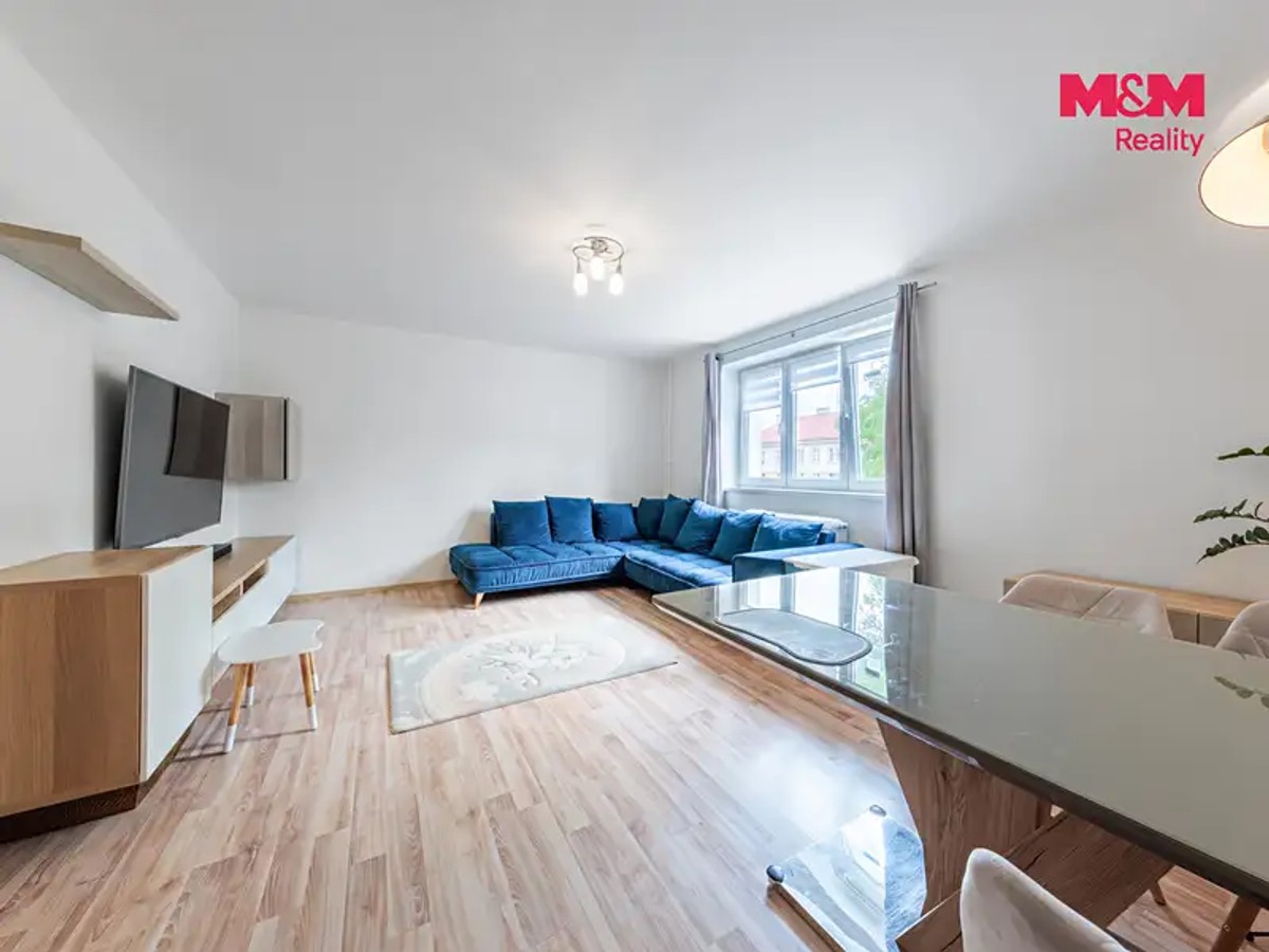 Luční 828, Ostrov – fotografie 3