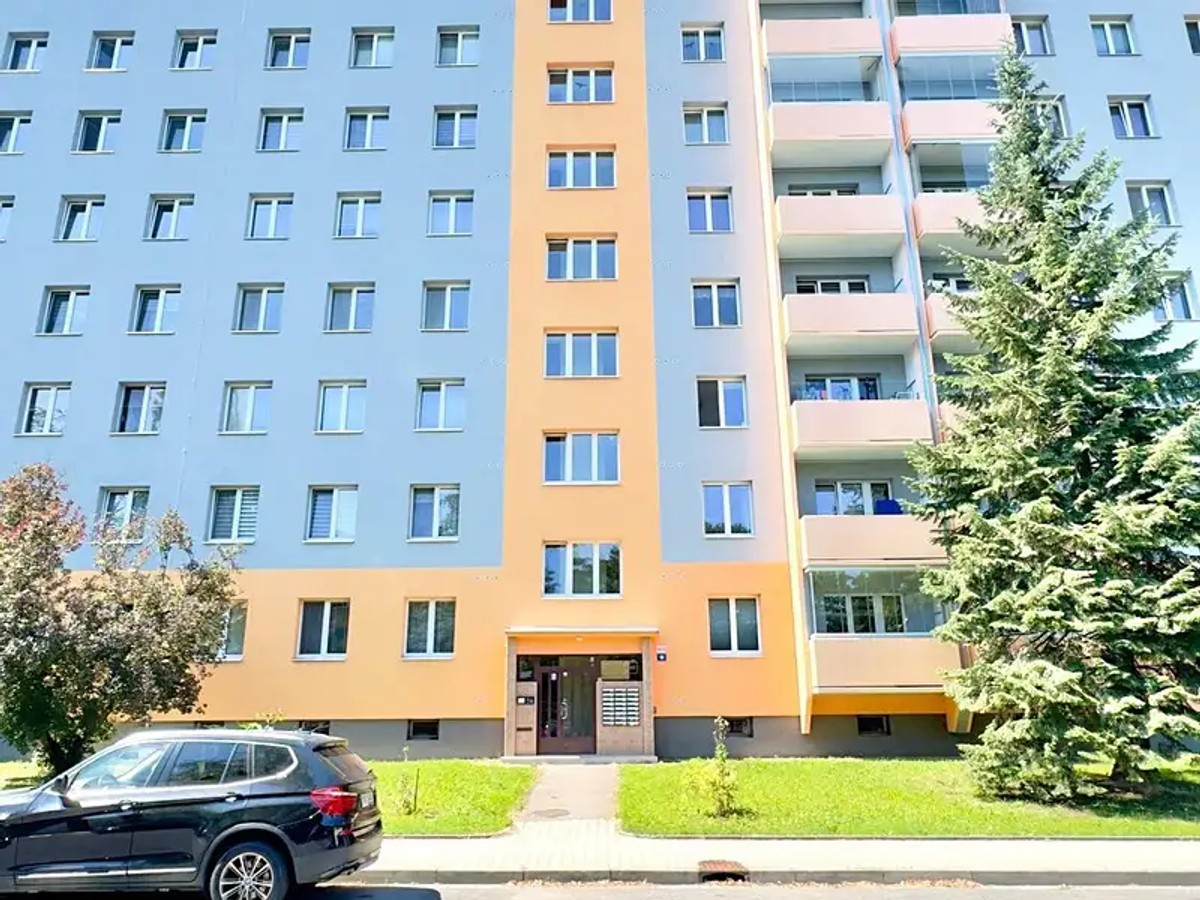 Ukrajinská 1435, Ostrava