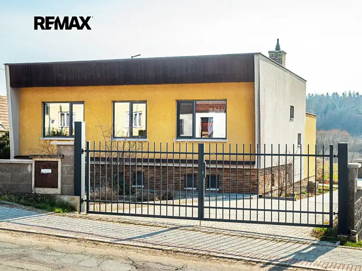 Prodej domu 200 m², pozemek 802 m²