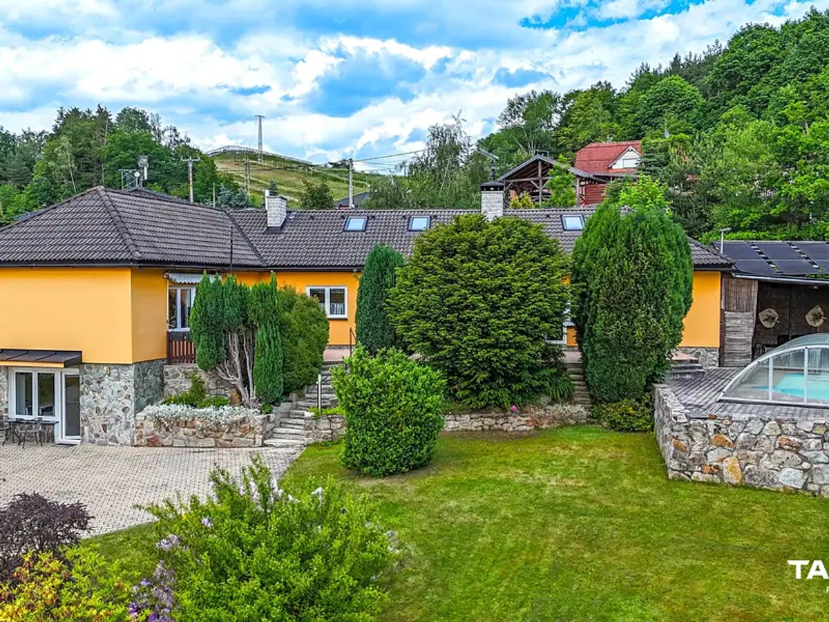 Dům 243 m²
