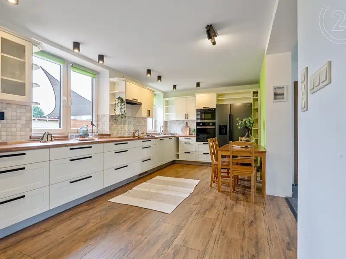 Dům 196 m²
