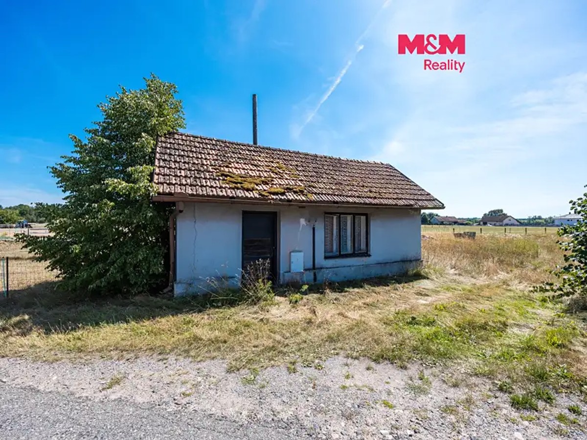 Stavební pozemek 2598 m²