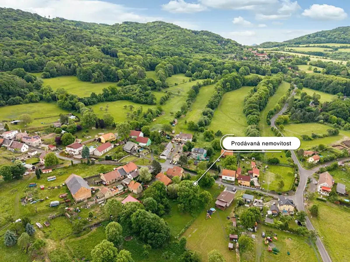 Stavební pozemek 1516 m²