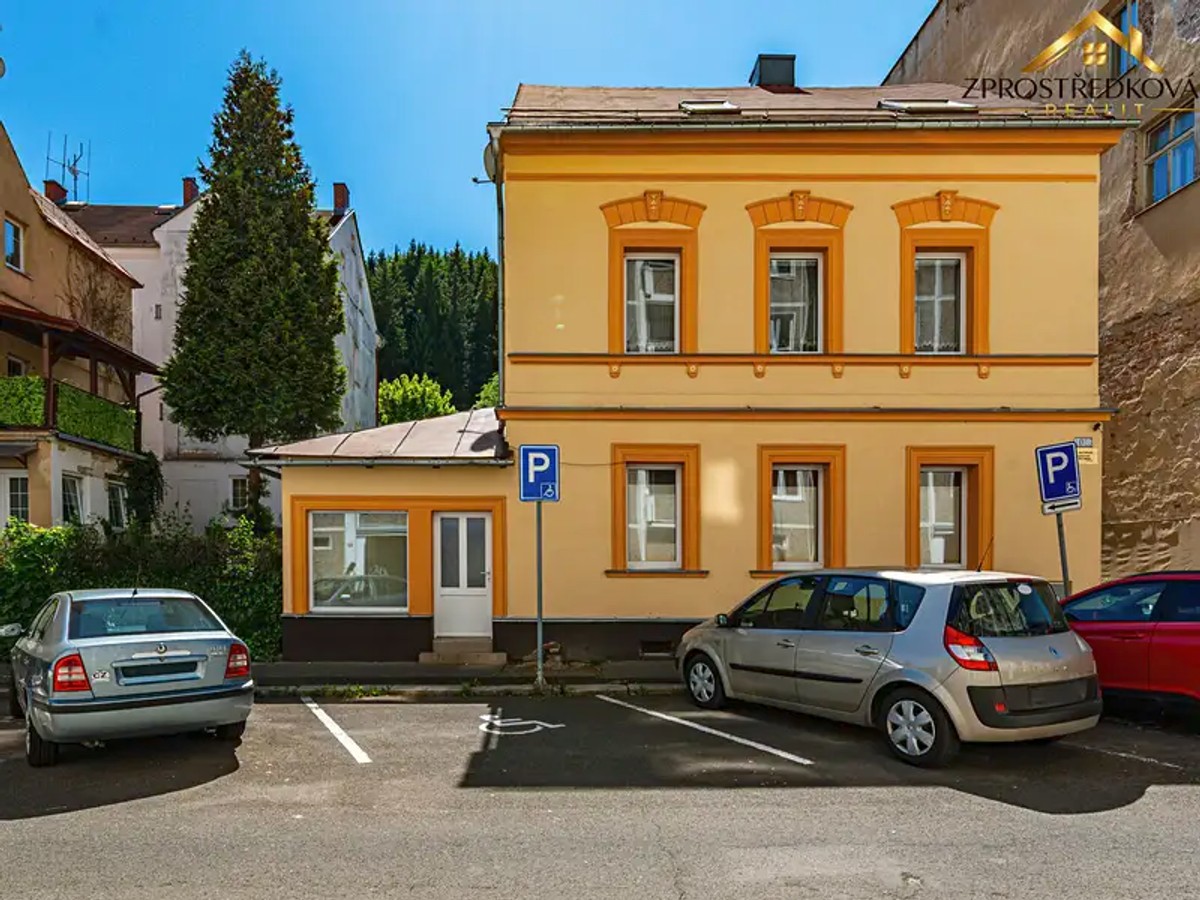 Pod Nádražím, Kraslice
