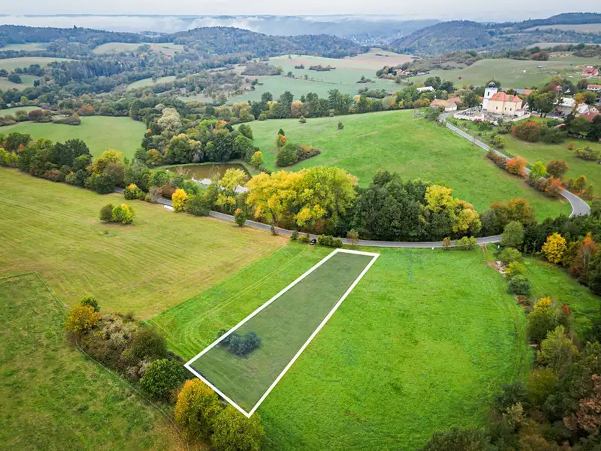 Stavební pozemek 2653 m²