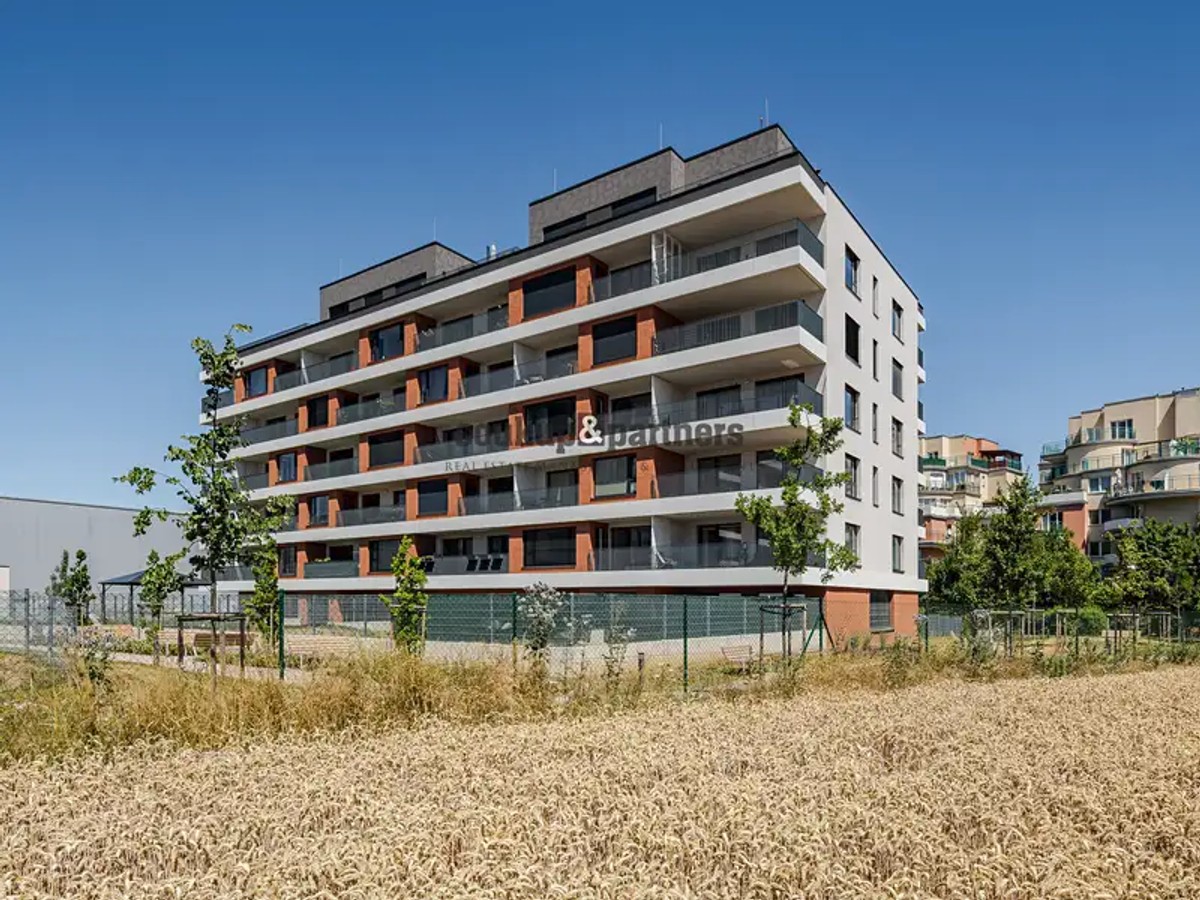 Vyletalova 958, Praha – fotografie 3