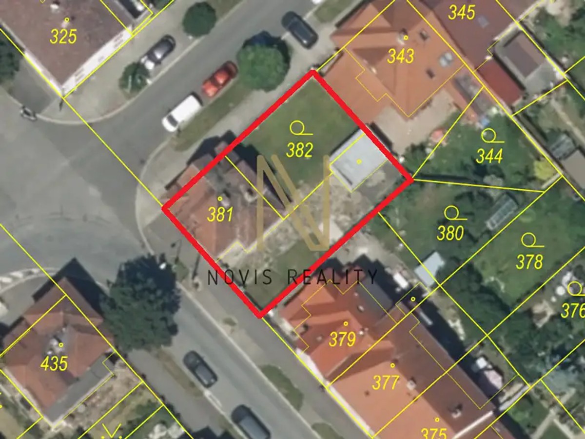Stavební pozemek 375 m²
