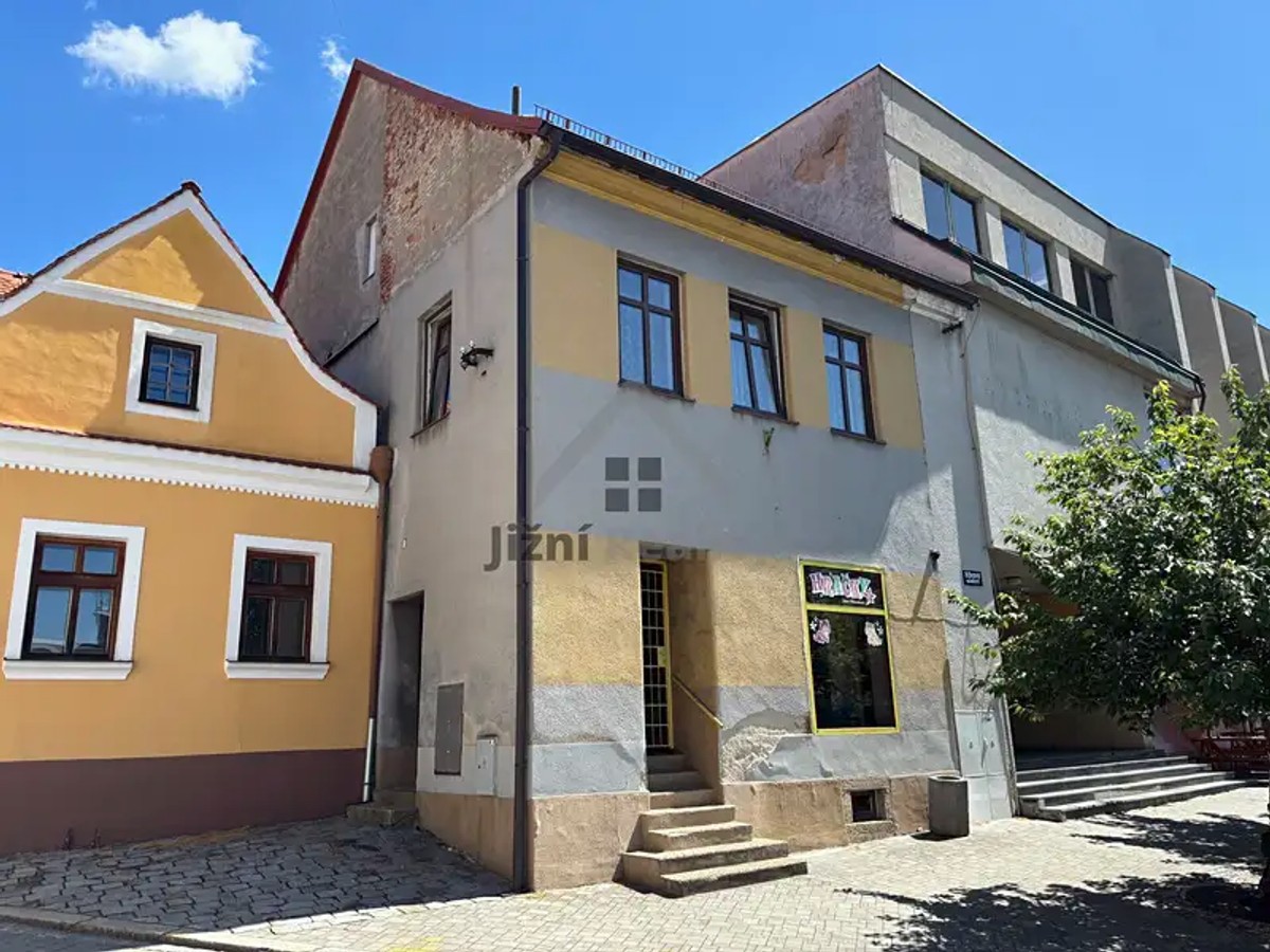 Dům 230 m²