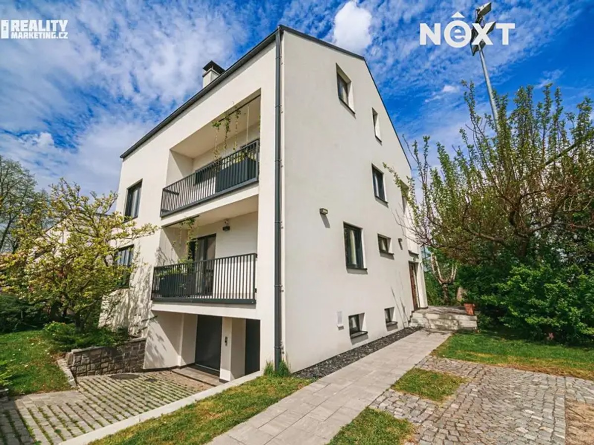 Vila 420 m²