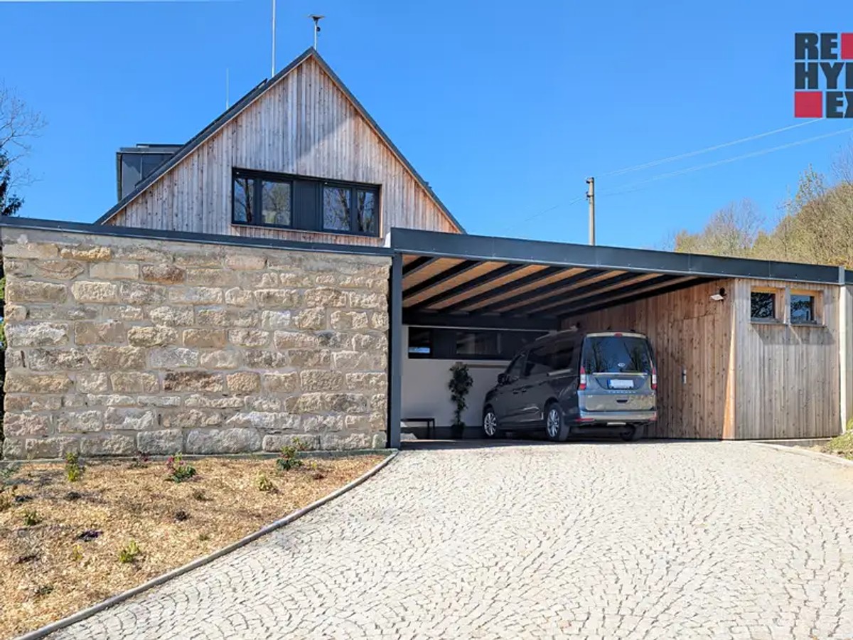 Prodej domu 167 m², pozemek 4328 m²