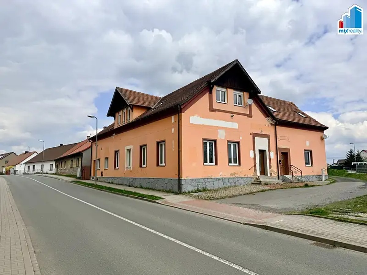 Prodej domu 397 m², pozemek 842 m²