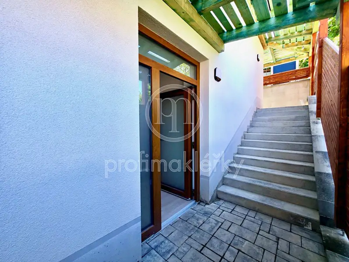 Široká 986, Oslavany – fotografie 4