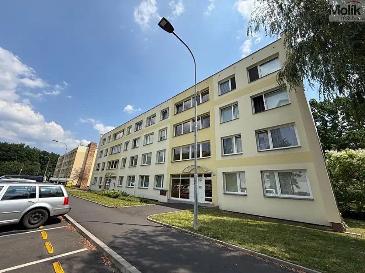 Hrdlovská 654, Osek
