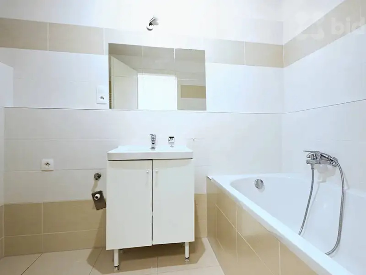 estate image