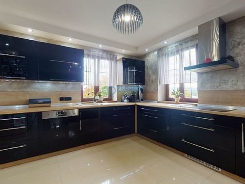 Prodaný dům 220 m², pozemek 977 m²