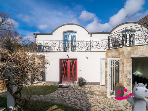 Prodaný dům 328 m², pozemek 794 m²