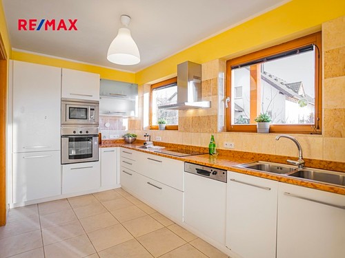 Prodaný dům 296 m², pozemek 1063 m²