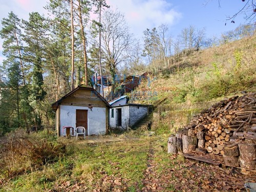 Prodaná chata 111 m², pozemek 1471 m²