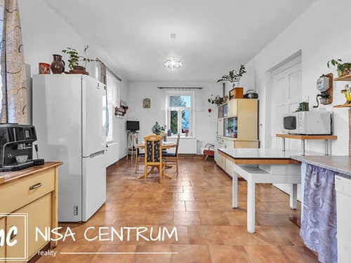 Prodaný dům 250 m², pozemek 3801 m²