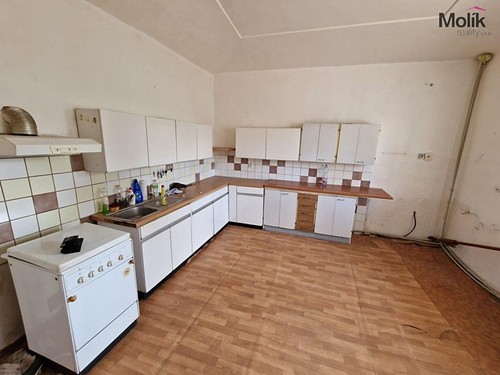 Prodaný dům 222 m², pozemek 695 m²