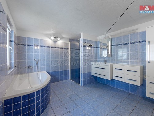 Prodaný dům 270 m², pozemek 585 m²