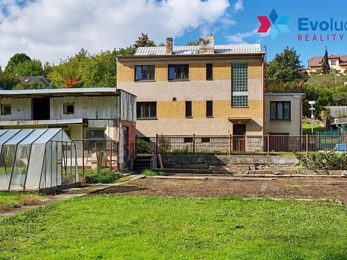 Prodaný dům 223 m², pozemek 976 m²