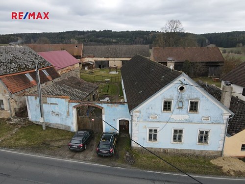 Prodaný dům 300 m², pozemek 1872 m²