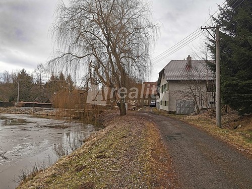 Prodaný dům 210 m², pozemek 801 m²