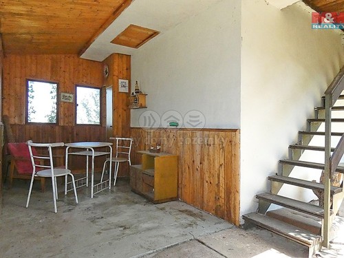 Prodaná chata 40 m², pozemek 580 m²