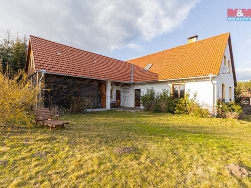 Prodaný dům 200 m², pozemek 5937 m²