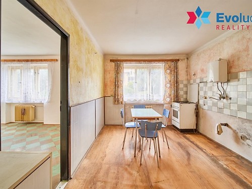 Prodaný dům 223 m², pozemek 976 m²