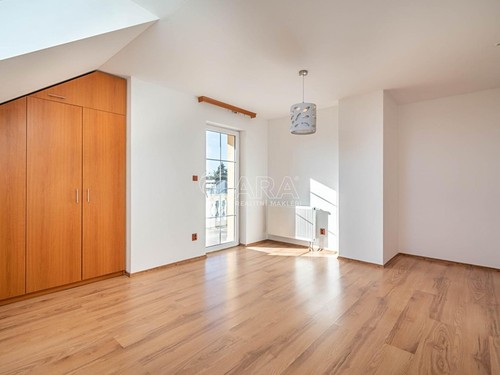 Prodaný dům 375 m², pozemek 750 m²